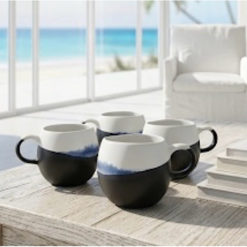 Crate & Barrel Olas Mugs - Set of 4 (Each Mug Retail $26 = $104) New